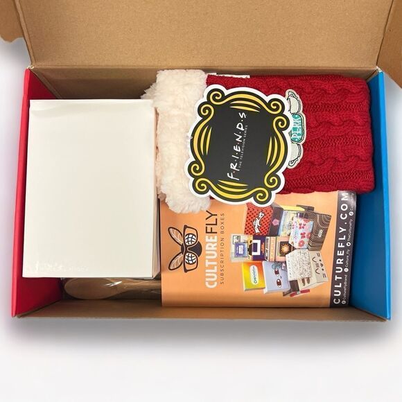 Cutterfly FRIENDS Collectors Bundle Merchandise Gift Box Button Down Shirt, Lrg - Picture 2 of 16